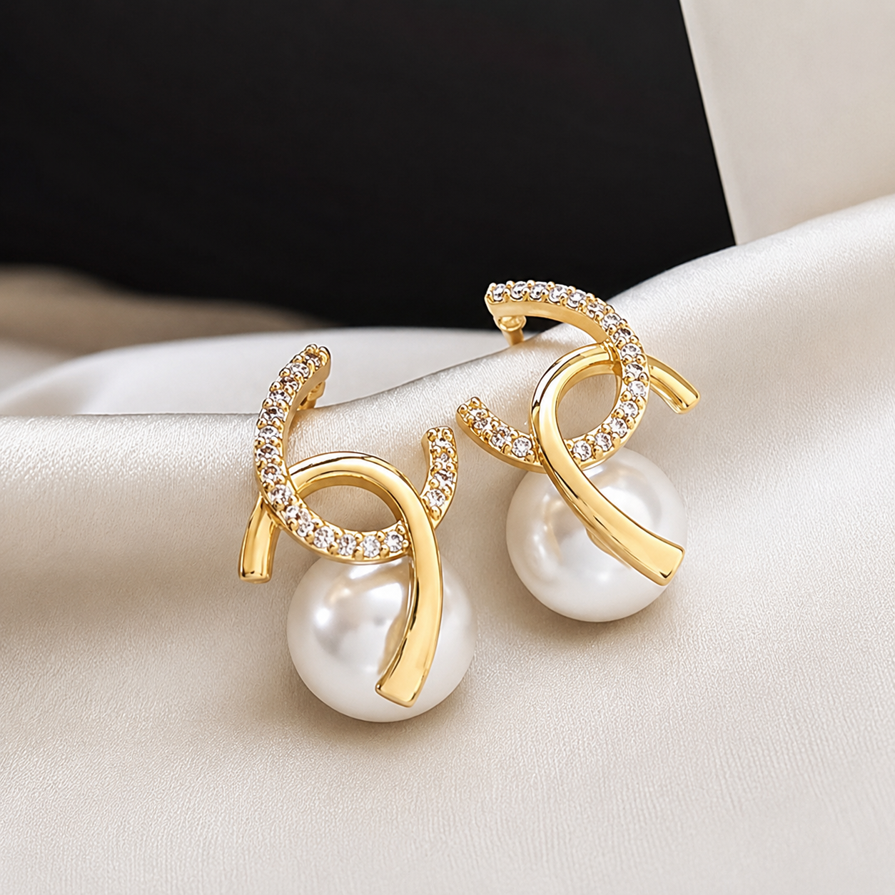Luxury Pearl & Crystal Gold-Plated Stud Earrings for Women
